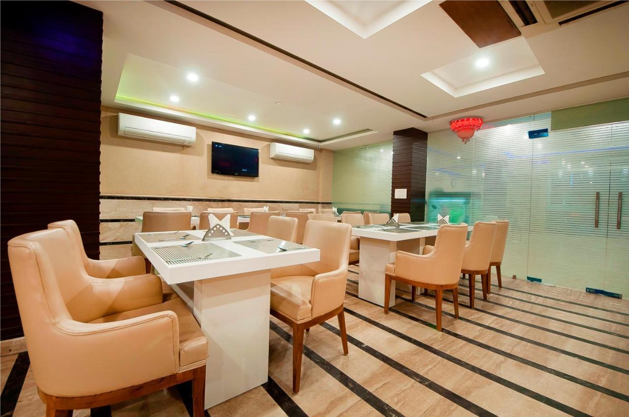Hotel Fairmint Global Nové Dillí Exteriér fotografie